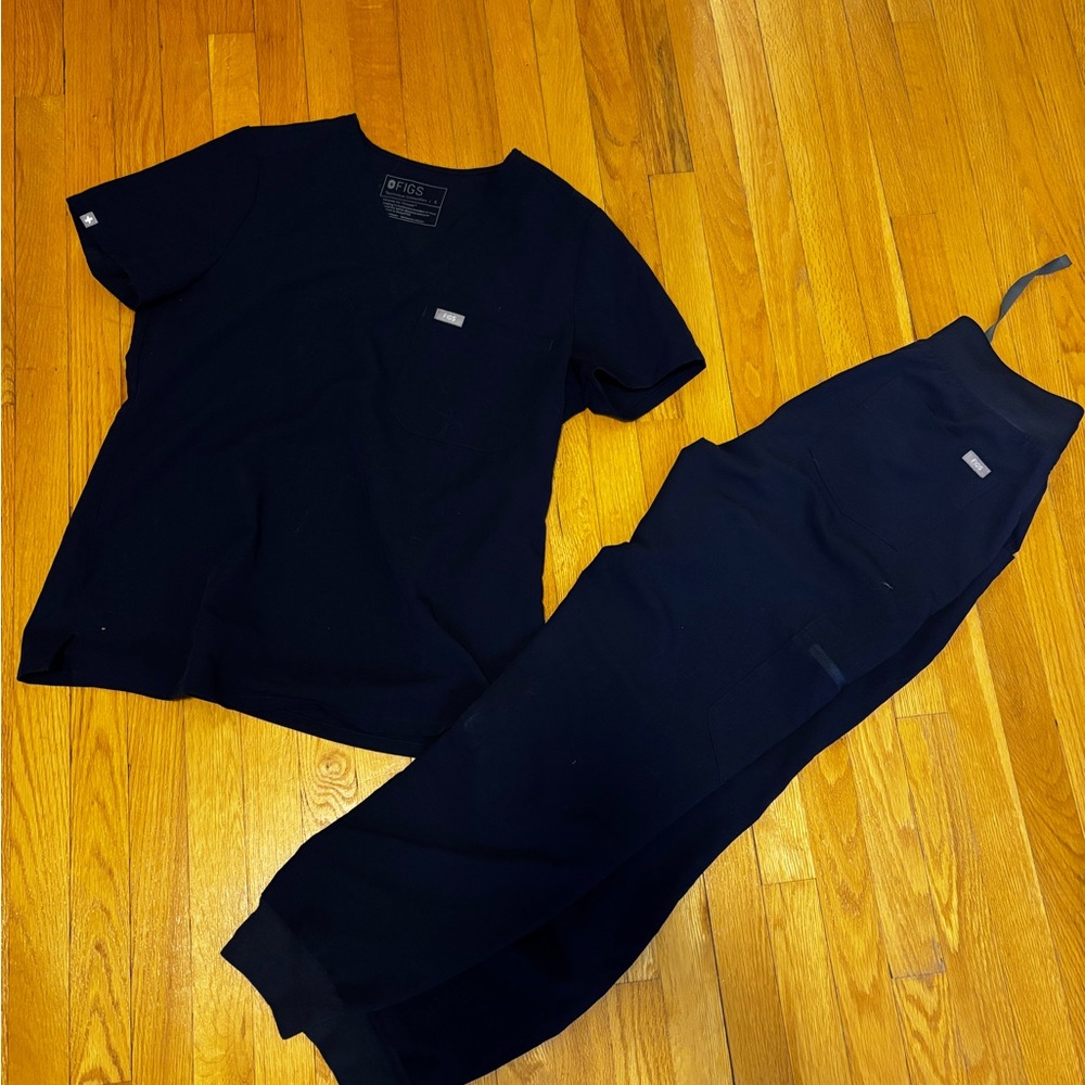 Figs Navy Medical Scrub Top and Jogger Pants